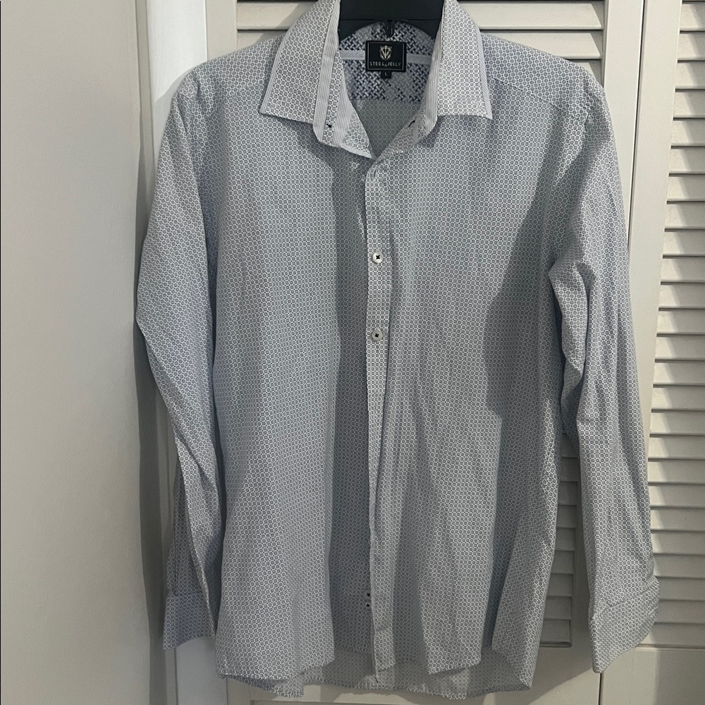 Steel & Jelly Men's LARGE White/Blue Pattern Button-Up Dress Shirt